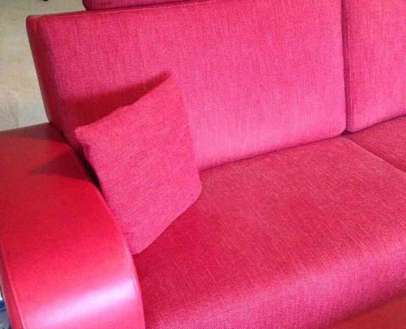 selbstgebautes Sofa, Stoff: Kunstleder